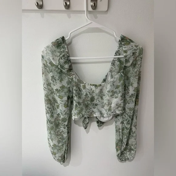 Windsor Pastel Green Long Sleeve Tie Front Cropped Blouse Top - Picture 4 of 5